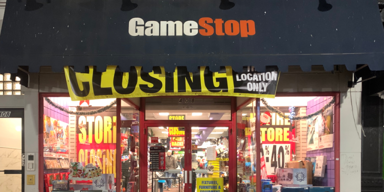 This Week in Crypto Games: Ethereum Network Ronin Opens Up, and GameStop Goes Bitcoin? - Decrypt