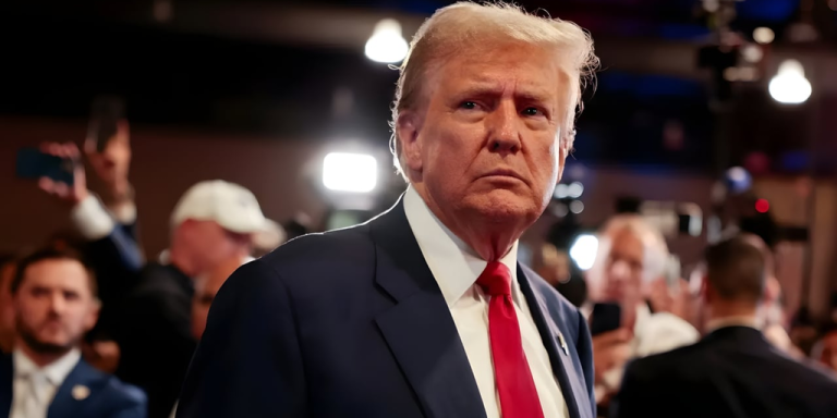 Trump-backed World Liberty Financial Proposes USD1 Airdrop to Early Supporters - Decrypt