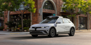 Self-Driving Waymo Cars Torched During ICE Protest in Los Angeles - Decrypt