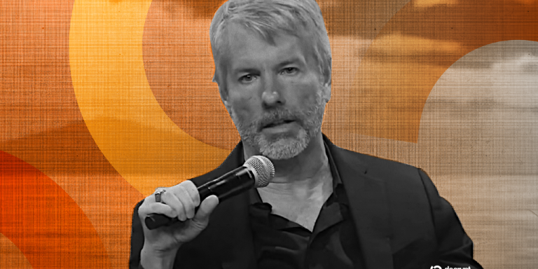 Benchmark Is Bullish on Strategy Even as Stock Plunges Amid Possibility of Selling Bitcoin - Decrypt