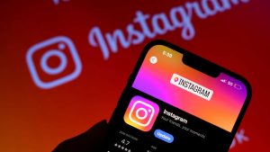 instagram quietly routes your off app activity into ads and ai the 7 settings that push back Instagram has no master kill switch for data collection. I hunted for one and came up empty; what exists instead is a scattered set of seven checkpoints, split between the app itself, your phone's system settings and a web page your phone can't even get to.