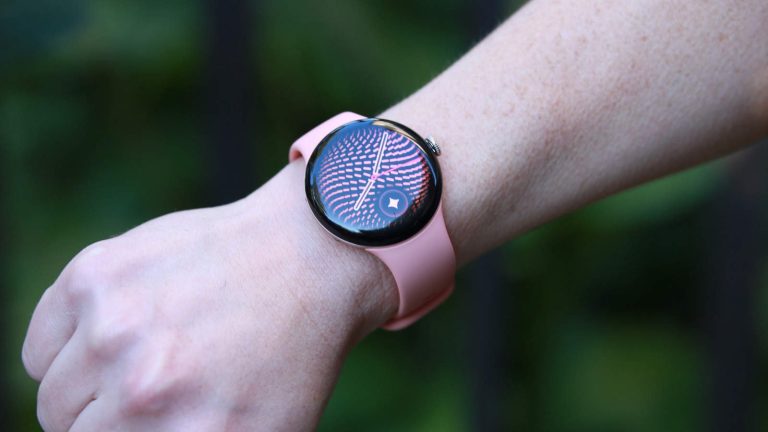 pixel watch 5 hands on a very good smartwatch shipping without half of what makes it new A week in, and the full picture of the Pixel Watch 5 still isn't available to me. That's not me hedging. Google's custom workout builder, blood pressure trend reports and insulin resistance tracking aren't due until September, so a meaningful slice of what's supposed to be new about this watch simply isn't on my wrist.