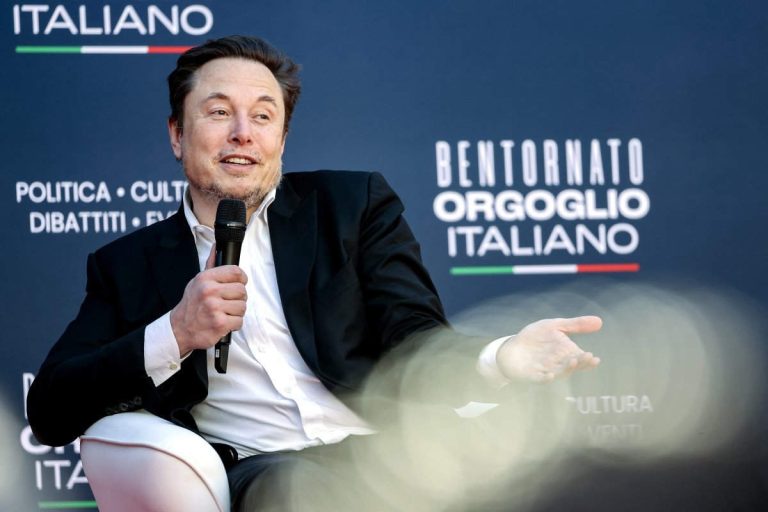 elon musk picks a fight with chess com over whether chess is even wort Apparently being the world's wealthiest person still leaves a validation gap, because Elon Musk would now like recognition for having moved beyond chess.